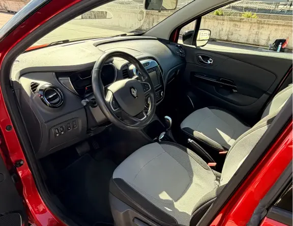 Renault Captur 1.2 Turbo 16V Privilege EDC